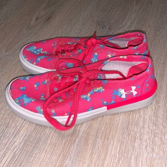 Under Armour neon pink turquoise floral girls 11 athletic shoes - Picture 1 of 7